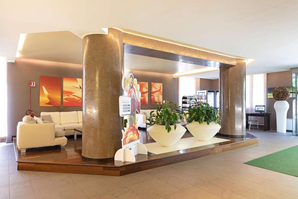B&B Hotel Malpensa Lago Maggiore Vergiate Dalaman gambar